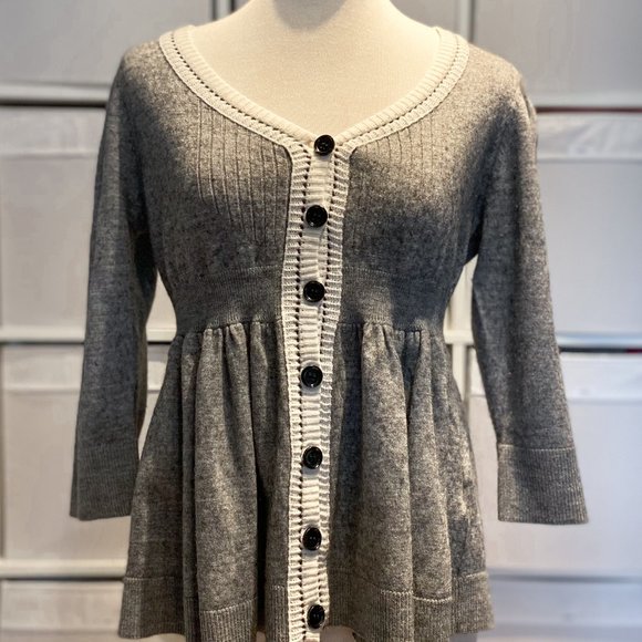 H&M Cream and Grey Wool Peplum Button Up Sweater - Picture 2 of 8
